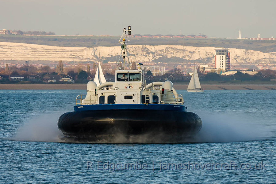 AP1-88 Operations from Ryde, Isle of Wight - GH-2132 Island Express arriving at Ryde (credit: Rob Edgcumbe).